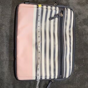 13” laptop carrier